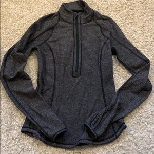 Reversible lululemon Herringbone Pullover: size 4